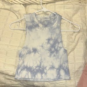 Aerie crop top, never worn. No stains or tears. Small.